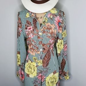 Buttoned down duster blouse